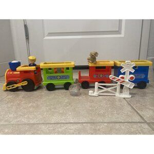 Fisher Price Little People Load & Go Train Engine 2012